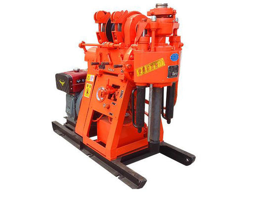 دستگاه حفاری اکتشاف زمین شناسی قابل حمل XY-1A-4H دستگاه مغزه گیری سنگ خوراک هیدرولیک 150 متری پمپ گل یکپارچه موتور دیزل برای بررسی ساخت و ساز کوهستان و دشت